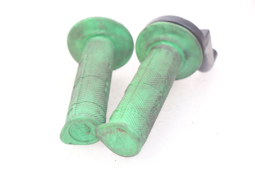 photo de MANOPOLE DELL'ACCELERATORE ORION AGB37 CRF1 DIRT BIKE 125 (2013 - 2021) - Altra angolazione