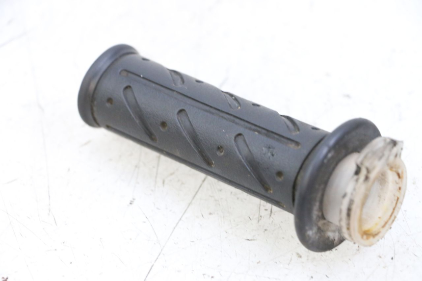 photo de MANOPOLE DELL'ACCELERATORE KYMCO AGILITY 4T 50 (2018 - 2022) - Vista principale