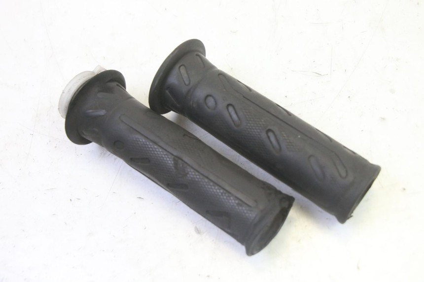 photo de ACCELERATORE KYMCO AGILITY NAKED RENOUVO 2T 50 (2011 - 2018) - Dettaglio del componente