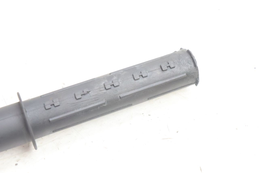 photo de ACCELERATORE APRILIA ATLANTIC S 125 (2010 - 2013) - Zoom sullo stato d'uso