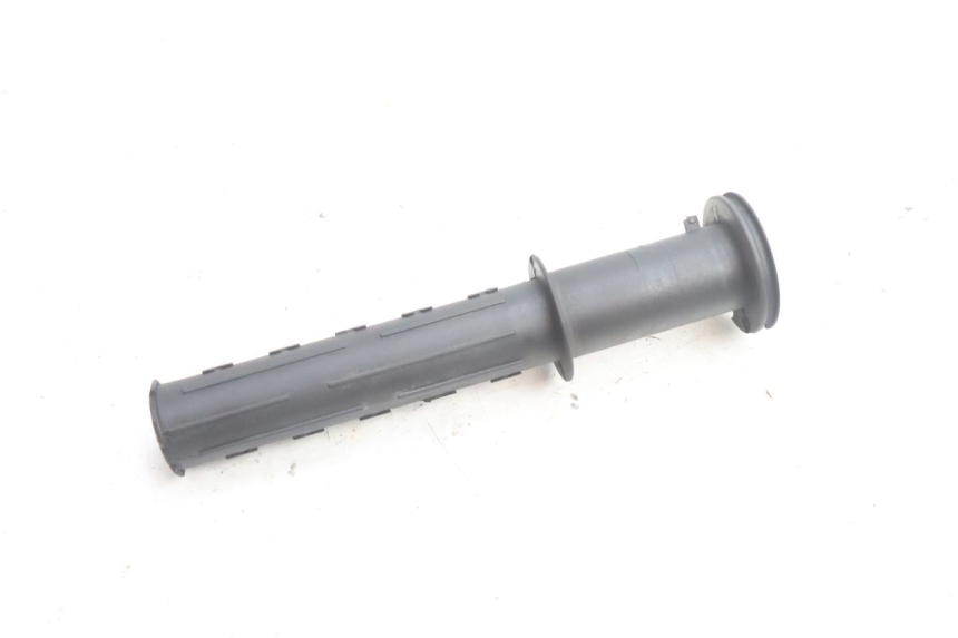 photo de ACCELERATORE APRILIA ATLANTIC S 125 (2010 - 2013) - Dettagli dei punti di fissaggio