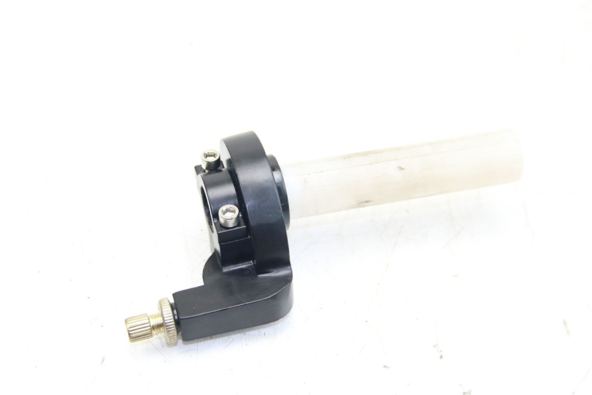 photo de MANOPOLE DELL'ACCELERATORE MBK BOOSTER SPIRIT 50 (1999 - 2003) - Altra angolazione