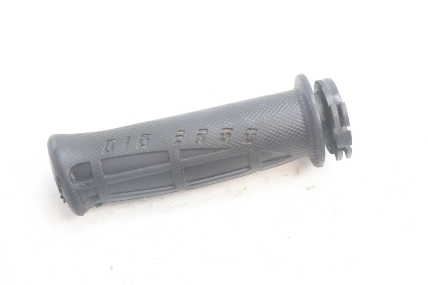 photo de ACCELERATORE YAMAHA BW'S BWS 125 (2010 - 2013) - Zoom sullo stato d'uso