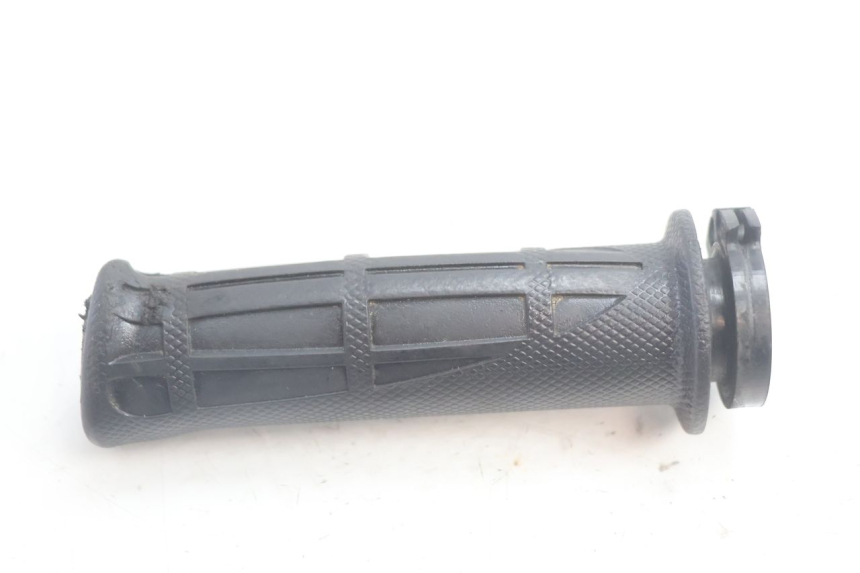 photo de ACCELERATORE YAMAHA BW'S BWS 125 (2010 - 2013) - Altra angolazione