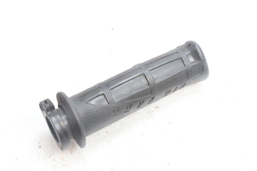 photo de ACCELERATORE YAMAHA BW'S BWS 125 (2010 - 2013) - Altra angolazione