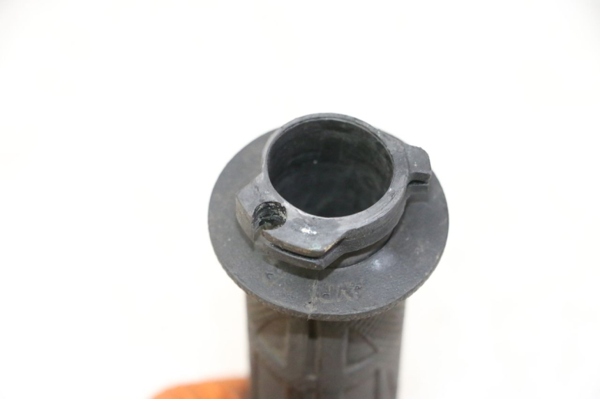 photo de ACCELERATORE YAMAHA BW'S 100 (1999 - 2002) - Altra angolazione