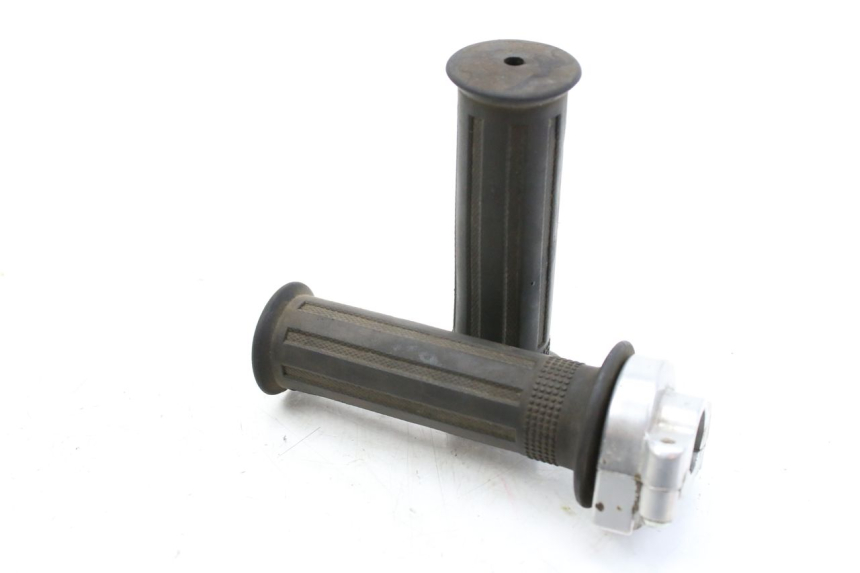 photo de MANOPOLE DELL'ACCELERATORE SUZUKI CP 80 (1985 - 1996) - Vista principale