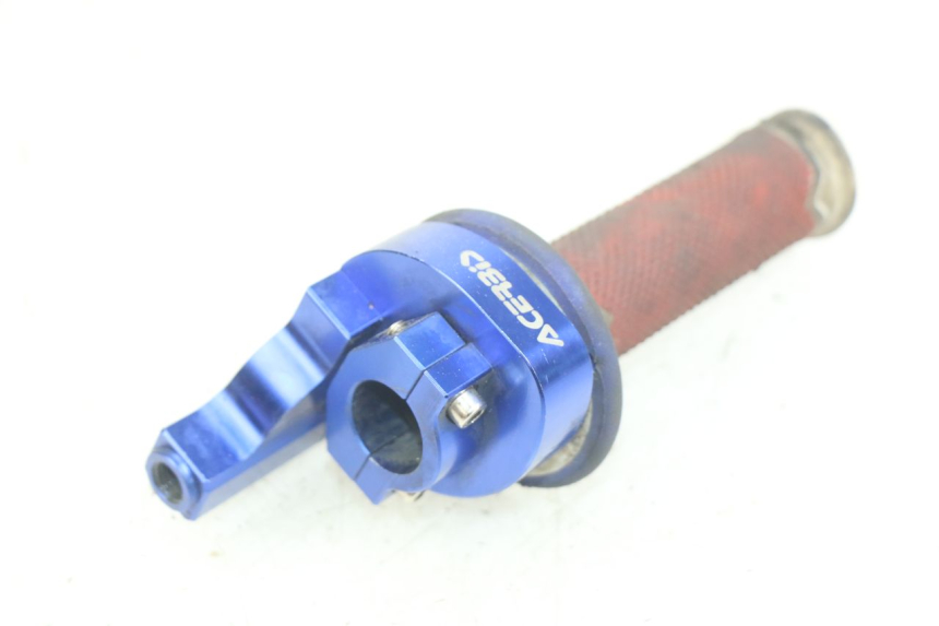 photo de MANOPOLE DELL'ACCELERATORE HONDA CR 125 (1995 - 1997) - Stato della superficie e materiale