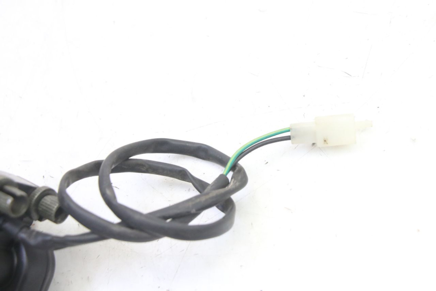 photo de ACCELERATORE SPEEDY DELUXE 125 - Stato della superficie e materiale