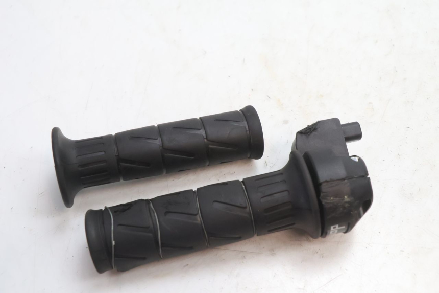 photo de ACCELERATORE HM HONDA DERAPAGE 50 (2007 - 2009) - Primo piano tecnico