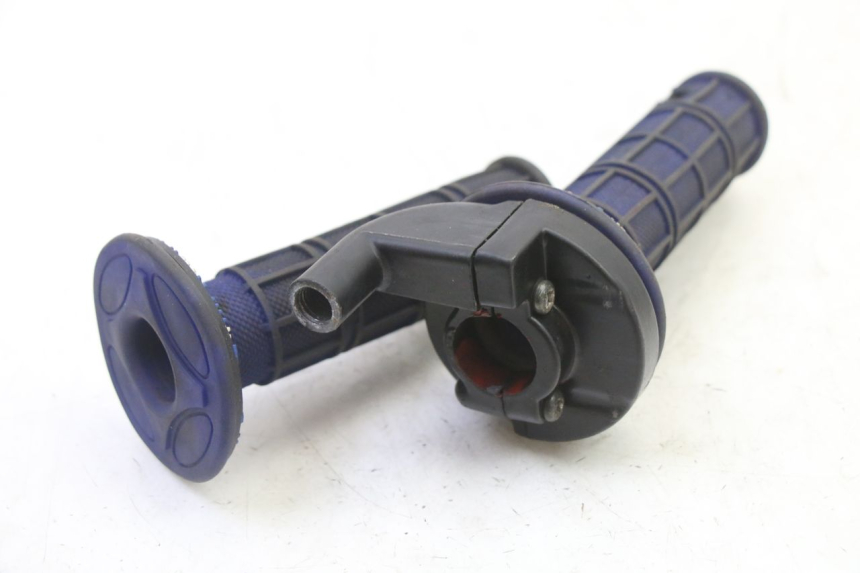 photo de ACCELERATORE BSE DIRTBIKE PH10L 125 - Zoom sullo stato d'uso