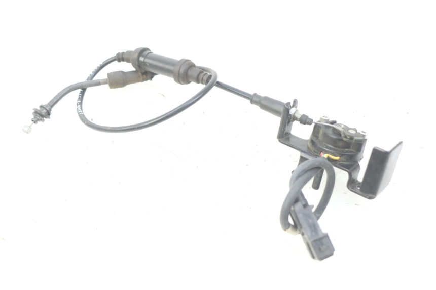 photo de MANOPOLE DELL'ACCELERATORE PEUGEOT E-VIVACITY 1 (2012 - 2018) - Vista d'insieme del prodotto