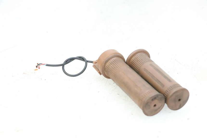 photo de ACCELERATORE SEGWAY NINEBOT E125S 1 (2022 - 2026) - Zoom sullo stato d'uso