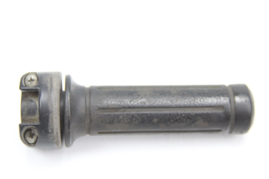 photo de MANOPOLE DELL'ACCELERATORE HONDA FES PANTHEON 125 (2003 - 2007) - Zoom sullo stato d'uso