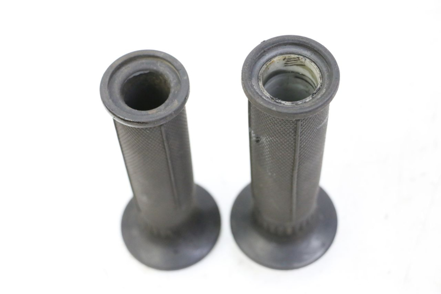 photo de ACCELERATORE YAMAHA FJ 36Y 1100 (1984 - 1985) - Dettaglio del componente