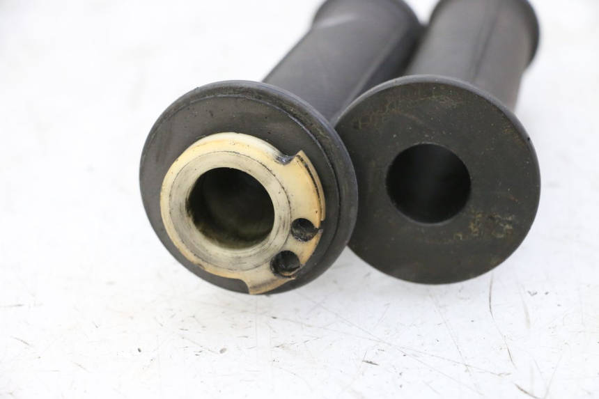 photo de ACCELERATORE YAMAHA FJ 36Y 1100 (1984 - 1985) - Primo piano tecnico