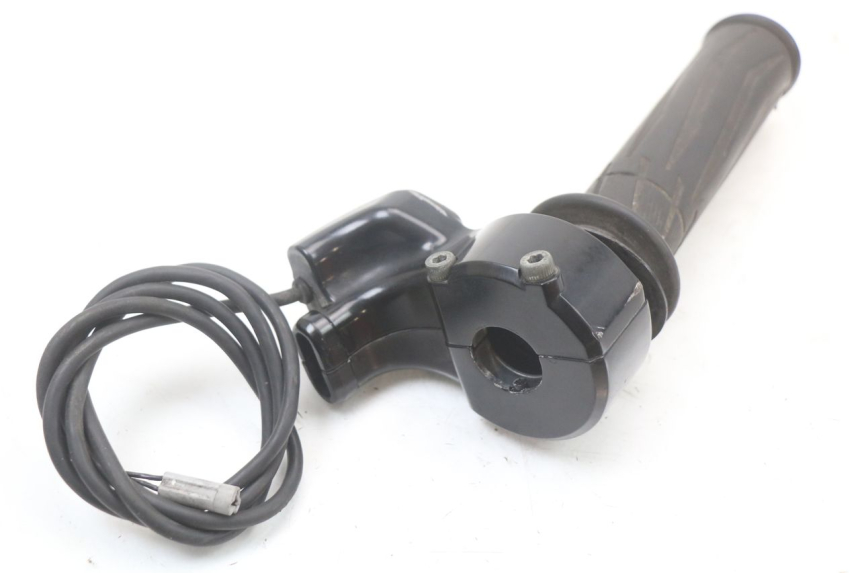 photo de MANOPOLE DELL'ACCELERATORE YAMAHA FJR ABS 1300 (2006 - 2012) - Zoom sullo stato d'uso