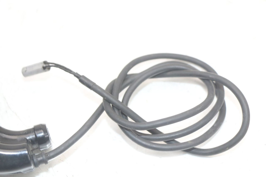 photo de MANOPOLE DELL'ACCELERATORE YAMAHA FJR ABS 1300 (2006 - 2012) - Marcature e riferimenti originali