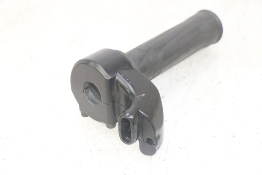 photo de MANOPOLE DELL'ACCELERATORE YAMAHA FJR ABS 1300 (2006 - 2012) - Vista principale