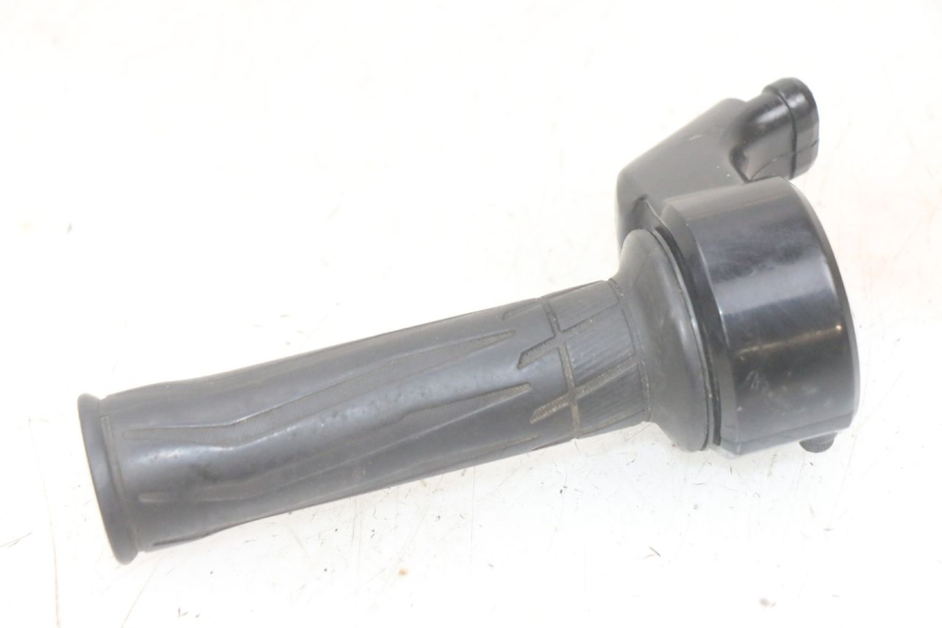 photo de MANOPOLE DELL'ACCELERATORE YAMAHA FJR ABS 1300 (2006 - 2012) - Altra angolazione