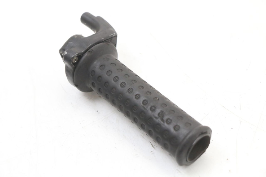 photo de MANOPOLE DELL'ACCELERATORE PIAGGIO FLY 2T 50 (2004 - 2017) - Zoom sullo stato d'uso