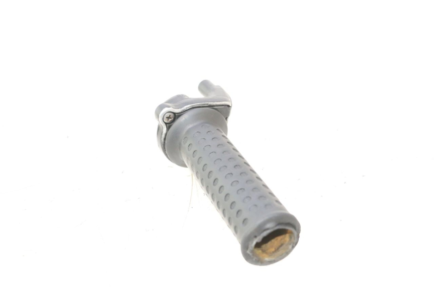 photo de MANOPOLE DELL'ACCELERATORE PIAGGIO FLY 2T 50 (2004 - 2017) - Primo piano tecnico