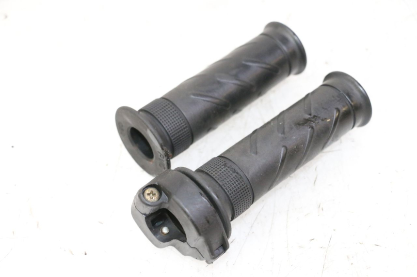 photo de ACCELERATORE DAELIM HISTORY 125 (2001 - 2002) - Zoom sullo stato d'uso