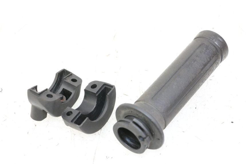 photo de MANOPOLE DELL'ACCELERATORE HONDA PES PS I 125 (2006 - 2012) - Vista principale