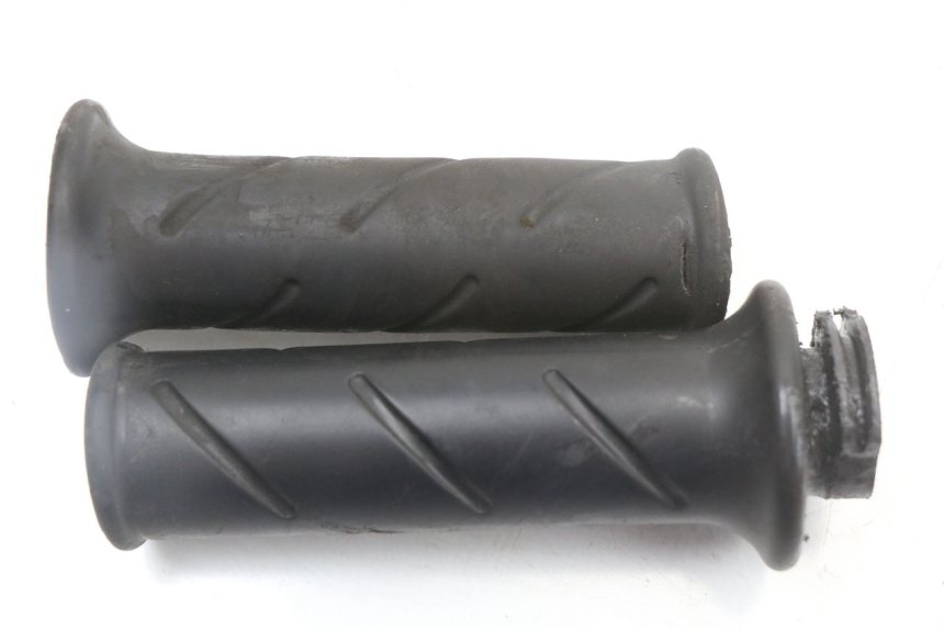 photo de Manopola dell'acceleratore PEUGEOT KISBEE 4T 50 (2018 - 2022) - Dettaglio del componente