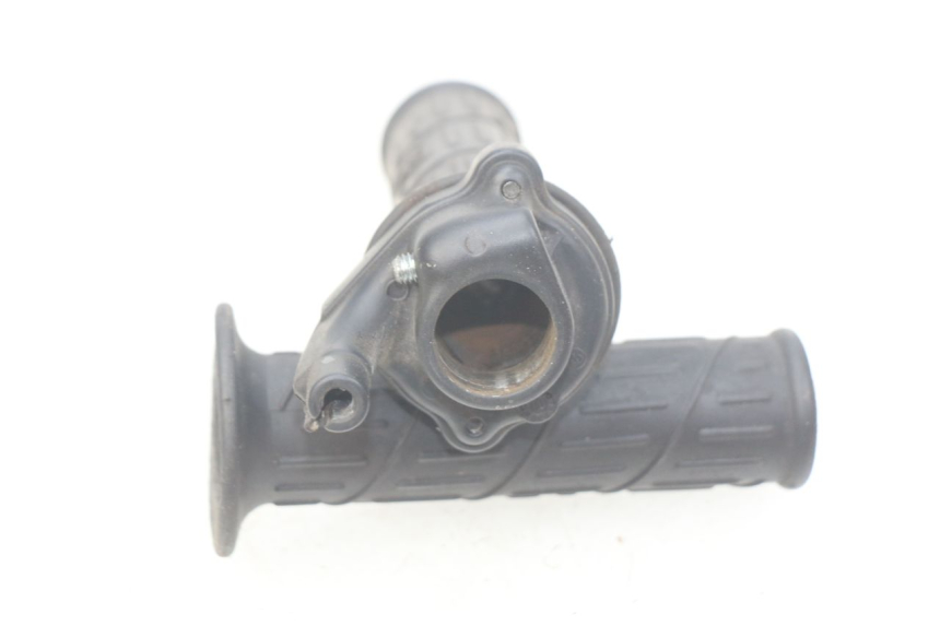 photo de MANOPOLE DELL'ACCELERATORE PIAGGIO LIBERTY 4T 50 (2004 - 2008) - Dettaglio del componente