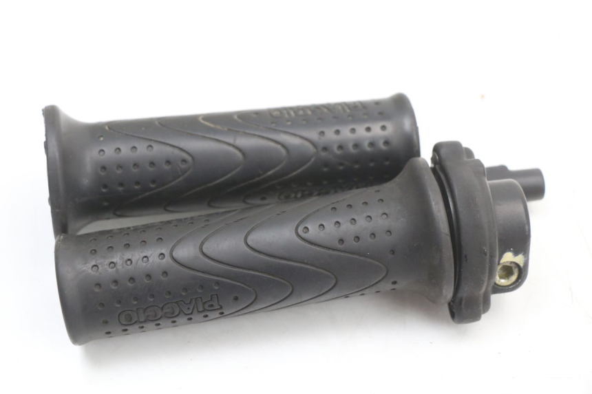 photo de ACCELERATORE PIAGGIO LIBERTY 4T 50 (2018 - 2021) - Altra angolazione