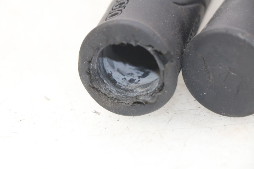 photo de MANOPOLE DELL'ACCELERATORE PIAGGIO LIBERTY IGET 4T 50 (2015 - 2020) - Dettagli dei punti di fissaggio