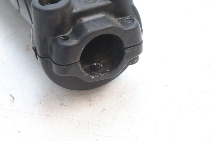 photo de ACCELERATORE PIAGGIO LIBERTY IGET 4T 50 (2021 - 2025) - Primo piano tecnico