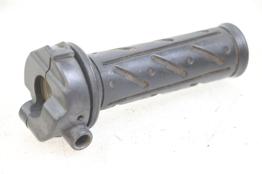 photo de MANOPOLE DELL'ACCELERATORE KYMCO LIKE 125 (2009 - 2016) - Altra angolazione