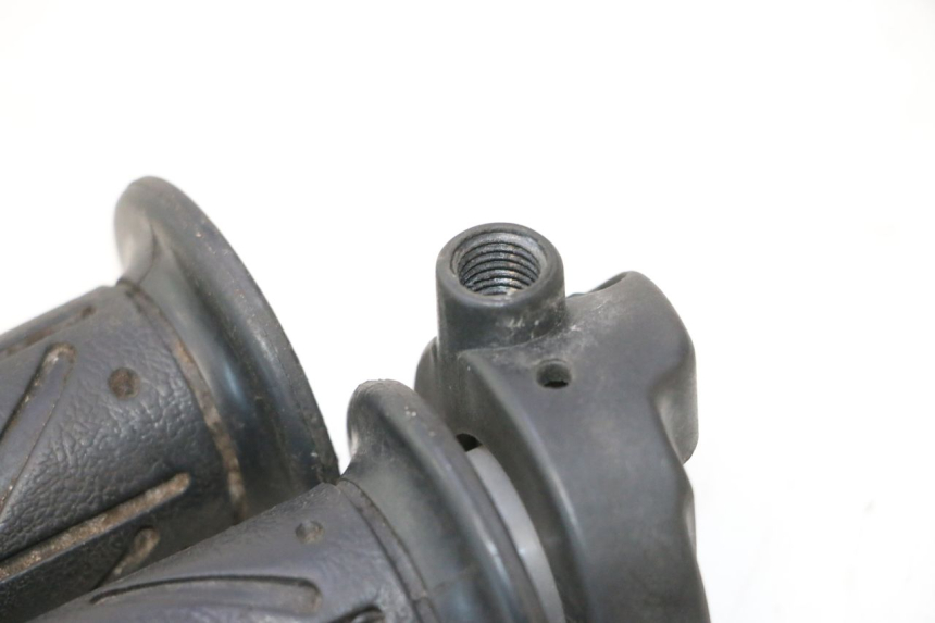 photo de MANOPOLE DELL'ACCELERATORE KYMCO LIKE 125 (2009 - 2016) - Dettaglio del componente