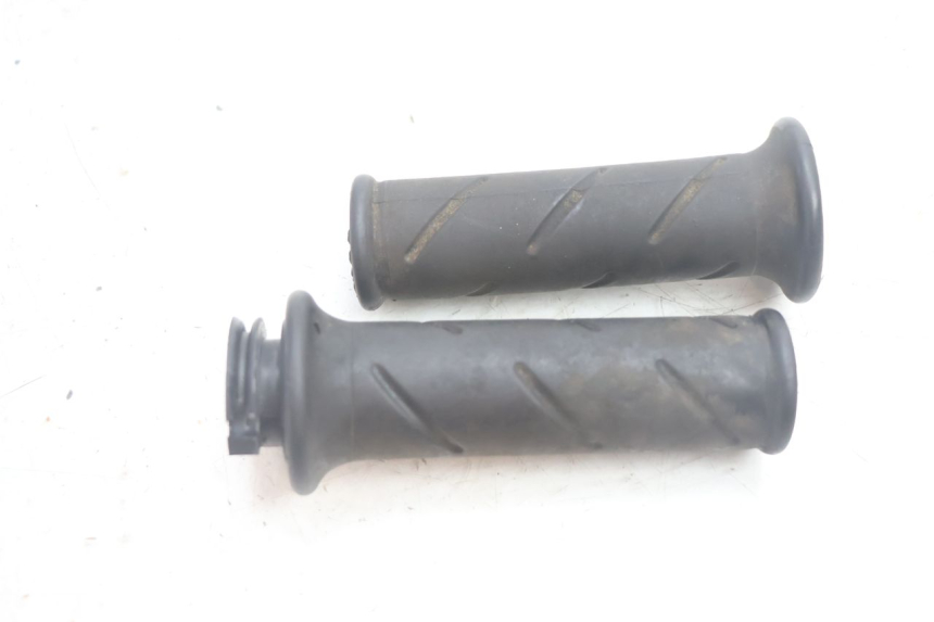photo de MANOPOLE DELL'ACCELERATORE PEUGEOT LUDIX 50 (2005 - 2007) - Vista principale