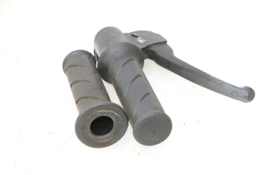 photo de ACCELERATORE PEUGEOT LUDIX ONE 50 (2004 - 2006) - Primo piano tecnico