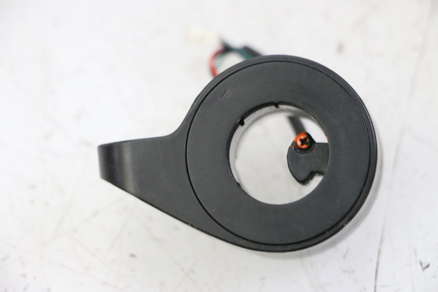 photo de ACCELERATORE XIAOMI MI PRO 2 1 - Dettaglio del componente