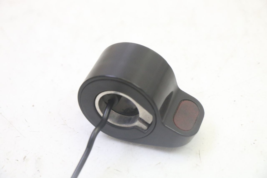 photo de ACCELERATORE XIAOMI MI PRO 2 1 - Zoom sullo stato d'uso