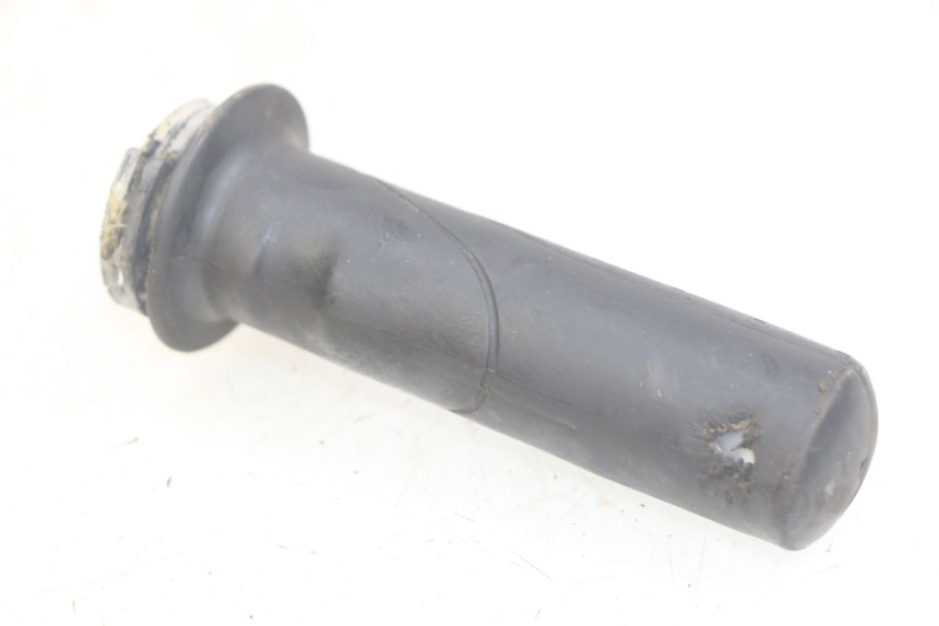 photo de MANOPOLE DELL'ACCELERATORE SYM MIO 50 (2011 - 2017) - Zoom sullo stato d'uso