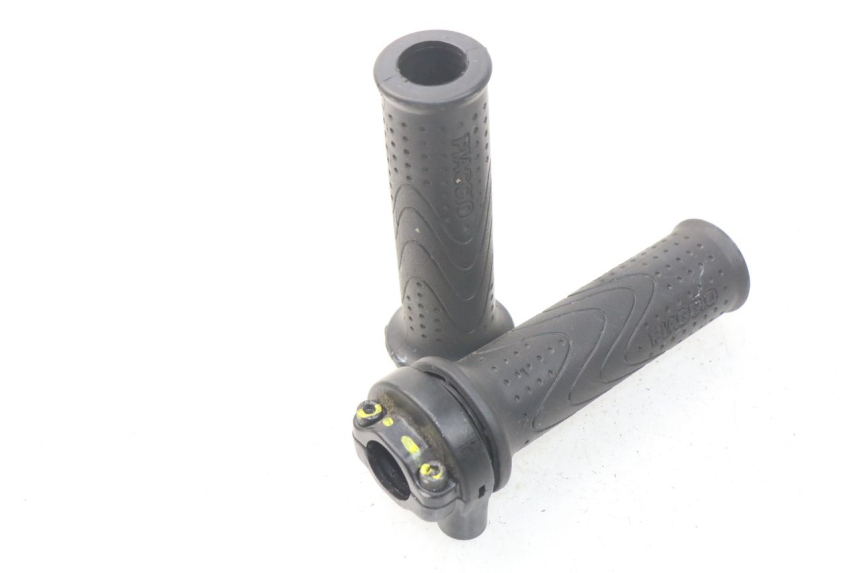 photo de Manopola dell'acceleratore PIAGGIO MP3 HPE 500 (2019 - 2022) - Dettaglio del componente