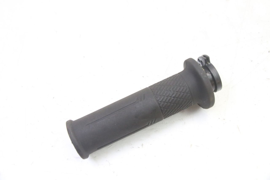 photo de ACCELERATORE PIAGGIO MP3 HPE 310 (2024 - 2025) - Zoom sullo stato d'uso