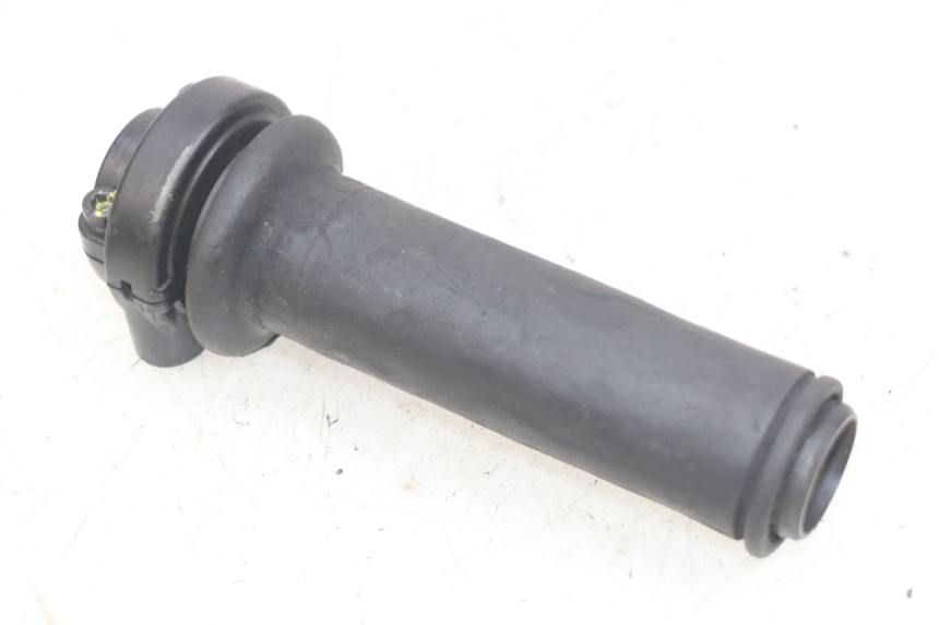 photo de MANOPOLE DELL'ACCELERATORE PIAGGIO MP3 LT 400 (2007 - 2012) - Vista principale