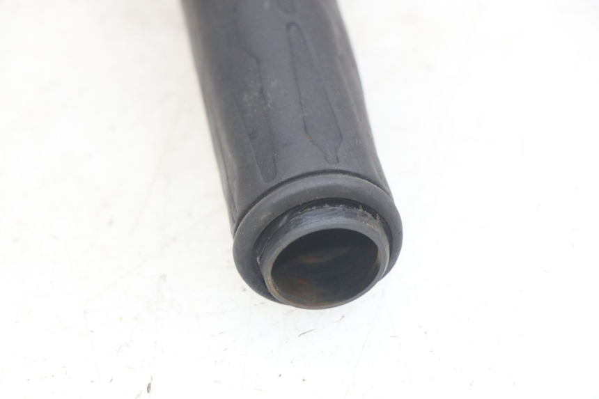 photo de MANOPOLE DELL'ACCELERATORE PIAGGIO MP3 LT 400 (2007 - 2012) - Dettaglio del componente