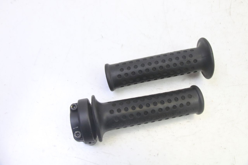 photo de ACCELERATORE PIAGGIO MP3 LT 300 (2010 - 2016) - Vista principale