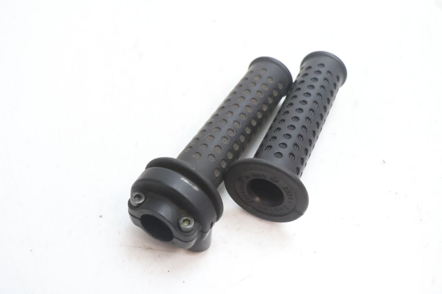 photo de ACCELERATORE PIAGGIO MP3 LT 300 (2010 - 2016) - Dettaglio del componente