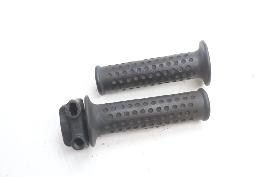 photo de MANOPOLE DELL'ACCELERATORE PIAGGIO MP3 LT 400 (2007 - 2012) - Vista d'insieme del prodotto