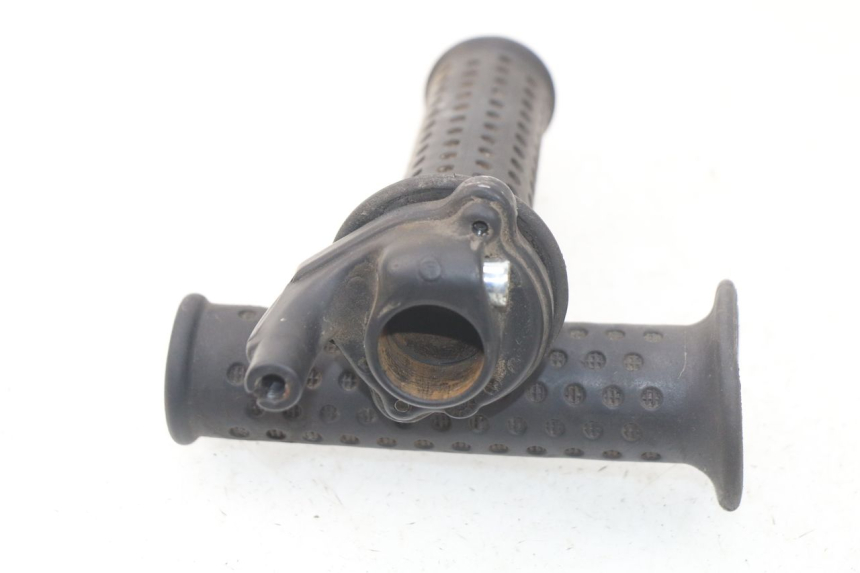 photo de MANOPOLE DELL'ACCELERATORE PIAGGIO MP3 125 (2006 - 2014) - Dettaglio del componente