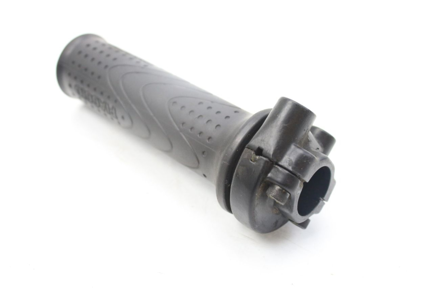 photo de MANOPOLE DELL'ACCELERATORE PIAGGIO MP3 500 (2014 - 2017) - Altra angolazione