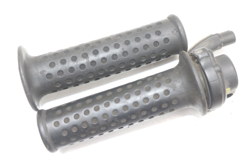 photo de MANOPOLE DELL'ACCELERATORE PIAGGIO MP3 125 (2006 - 2014) - Primo piano tecnico